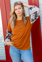 Load image into Gallery viewer, Ginger Hacci Drop Shoulder Paisley Bubble Sleeve Top