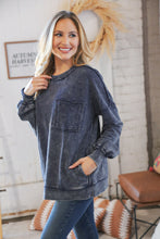 Load image into Gallery viewer, Blackberry Acid Wash Cotton Pullover with Side Pockets