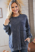 Load image into Gallery viewer, Blackberry Acid Wash Cotton Pullover with Side Pockets