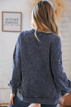 Load image into Gallery viewer, Blackberry Acid Wash Cotton Pullover with Side Pockets