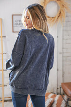 Load image into Gallery viewer, Blackberry Acid Wash Cotton Pullover with Side Pockets
