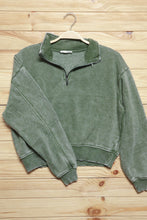 Load image into Gallery viewer, Olive Half Zip Cropped Pullover Sweater