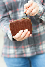Load image into Gallery viewer, Think It Over Brown Woven Vegan Accordion Zipper Cardholder
