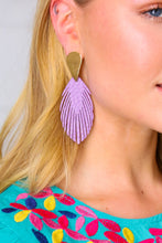 Load image into Gallery viewer, Lilac &amp; Gold Leather Fringe Feather Earrings