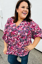 Load image into Gallery viewer, Purple Floral Print V Neck Woven Top