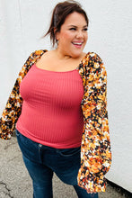 Load image into Gallery viewer, Marsala Rib Floral Bubble Sleeve Slim Fit Top