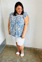 Load image into Gallery viewer, Blue &amp; Ivory Paisley Mock Neck Flutter Sleeve Top