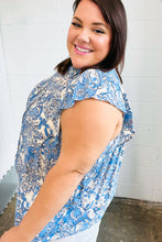 Load image into Gallery viewer, Blue &amp; Ivory Paisley Mock Neck Flutter Sleeve Top
