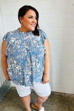 Load image into Gallery viewer, Blue &amp; Ivory Paisley Mock Neck Flutter Sleeve Top