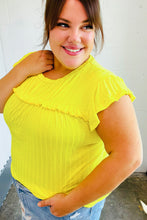 Load image into Gallery viewer, Yellow Wide Rib Frilled Short Sleeve Yoke Top
