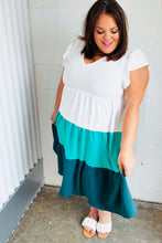 Load image into Gallery viewer, Seafoam &amp; Emerald Tiered Frill Sleeve Midi Dress