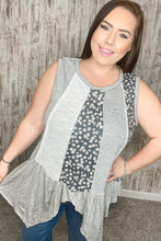 Load image into Gallery viewer, Grey Cotton Floral Color Block Shark Bite Hem Top