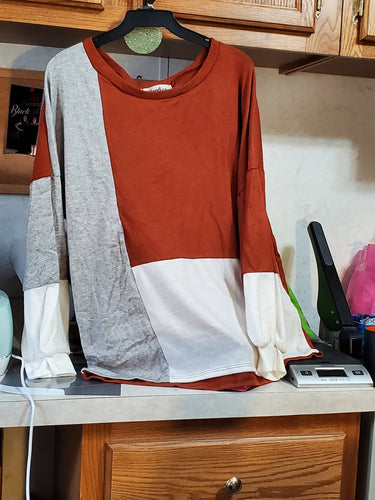 TRI-COLOR LONG SLEEVE TOP - Unique Inspirations by Tracy and Anna