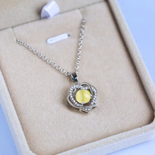 Load image into Gallery viewer, Moonstone Double Heart Necklace