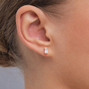 GLASS STUD EARRING - Unique Inspirations by Tracy and Anna