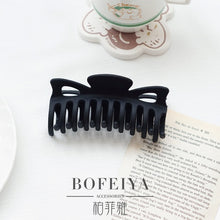 Load image into Gallery viewer, OVERSIZED HAIR CLIPS - Unique Inspirations by Tracy and Anna