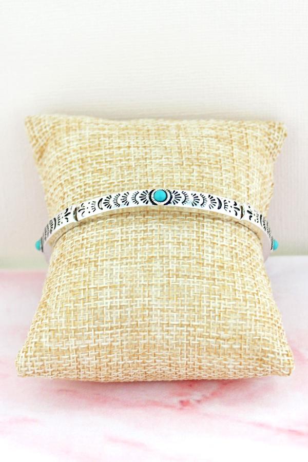 El Dorado Turquoise and Silvertone Stretch Bracelet - Unique Inspirations by Tracy and Anna