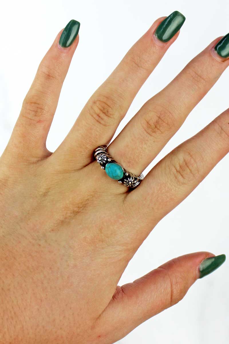 WESTERN TURQUOISE SINGLE STONE SILVERTONE RING - Unique Inspirations by Tracy and Anna